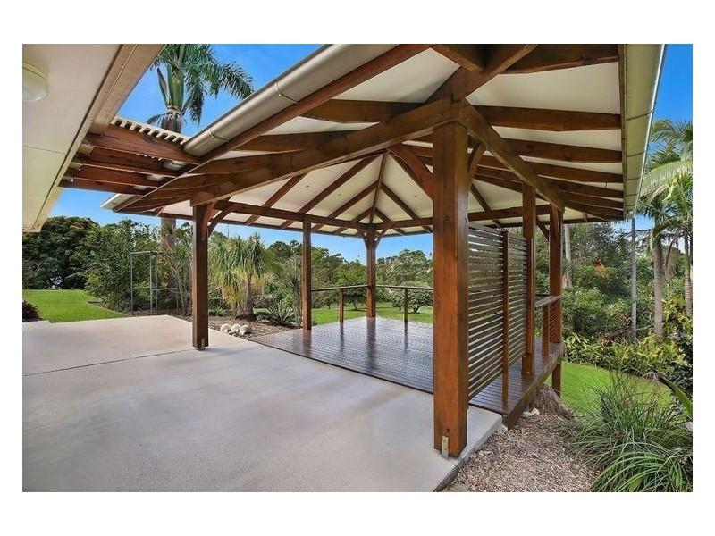 5 Camelot Court, Bli Bli QLD 4560