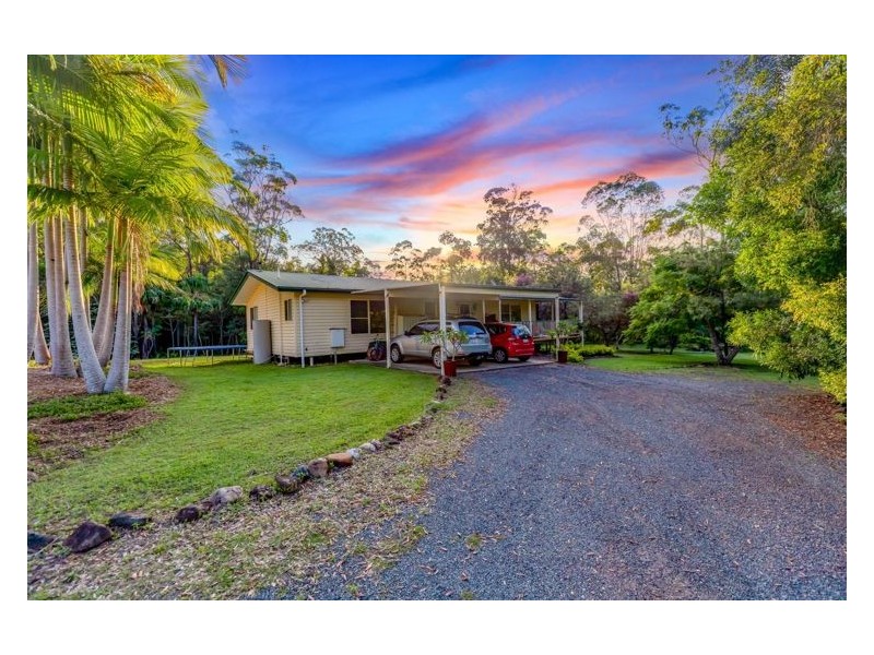 55 Glenn Vista Place, Chevallum QLD 4555