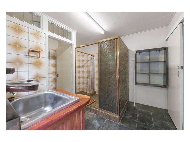 10 Bade Street, Nambour QLD 4560