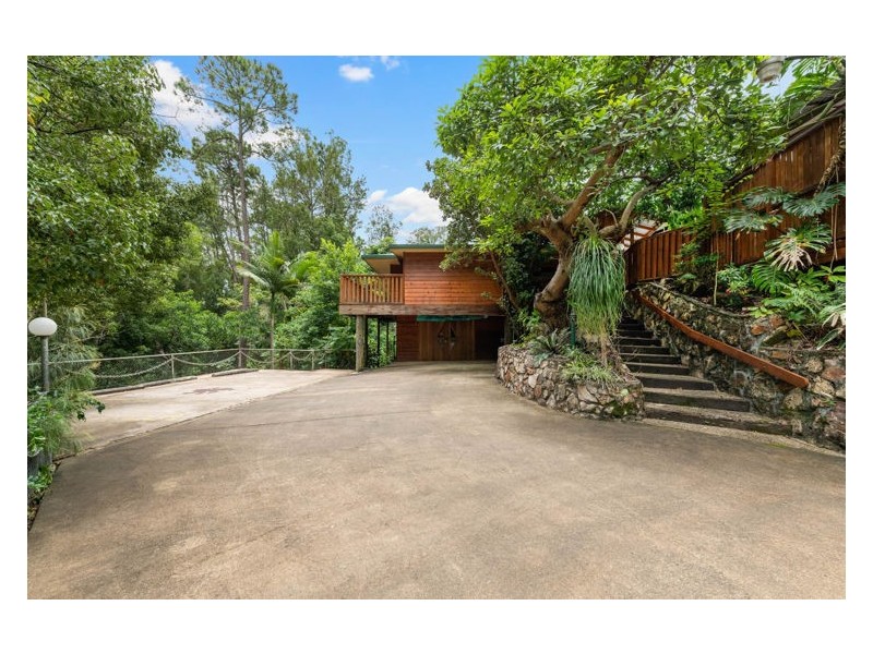 10 Bade Street, Nambour QLD 4560