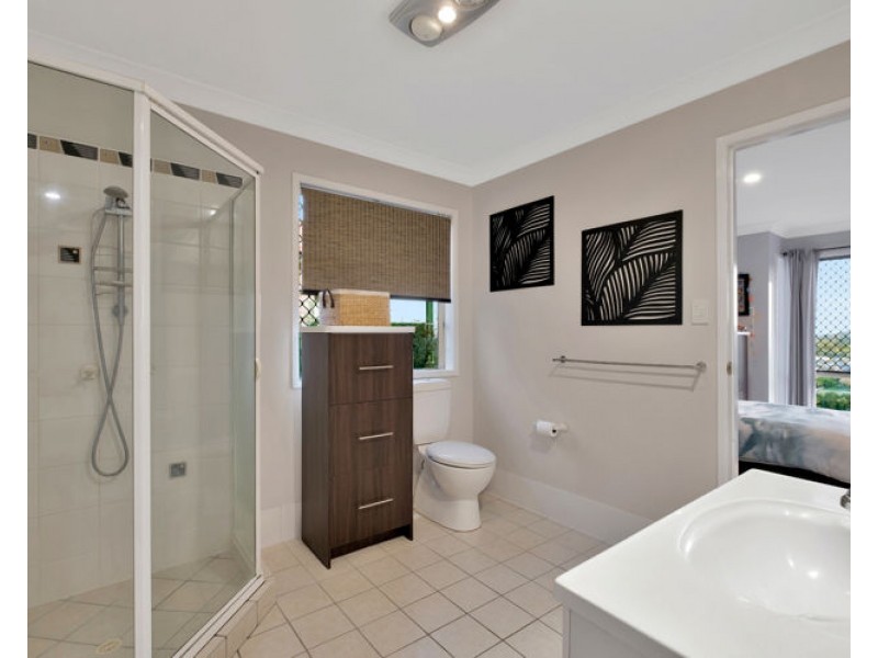 21 Albatross Avenue, Nambour QLD 4560