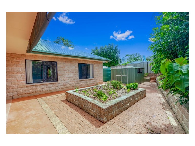 33 Albatross Avenue, Nambour QLD 4560