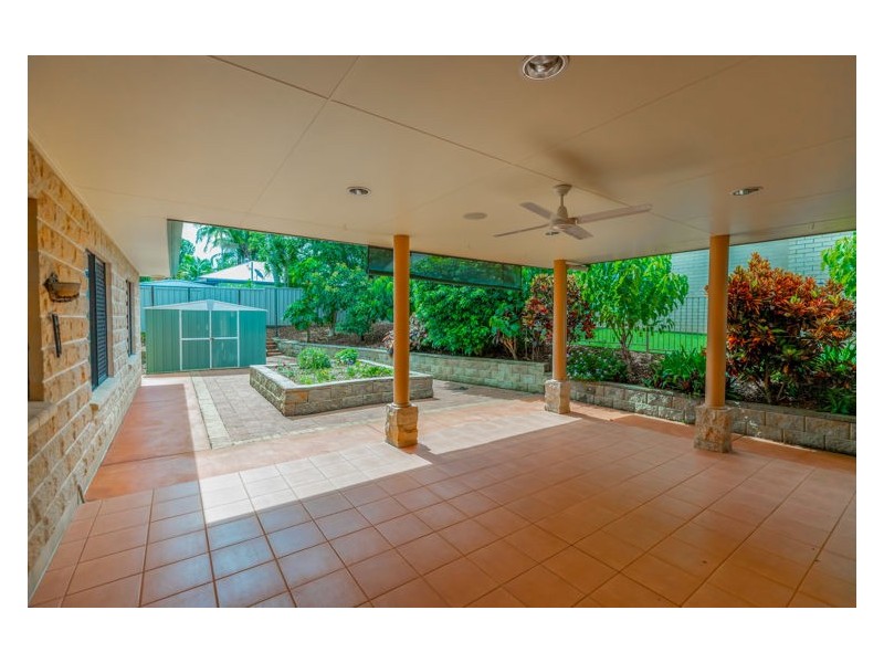 33 Albatross Avenue, Nambour QLD 4560