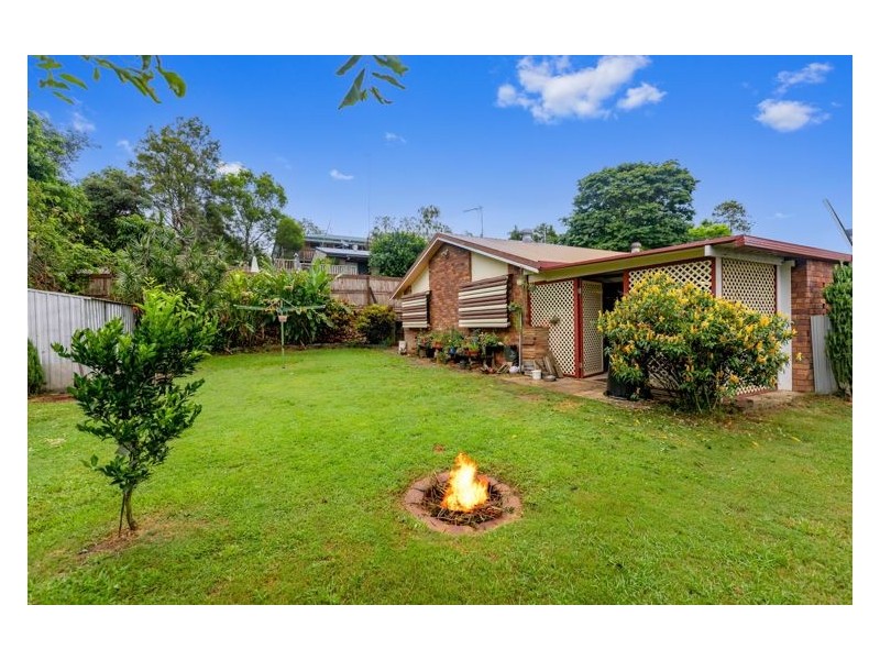 18 Pease Blossom Street, Coes Creek QLD 4560