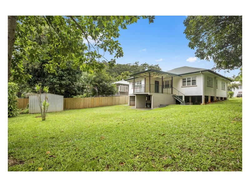 44 Bade Street, Nambour QLD 4560