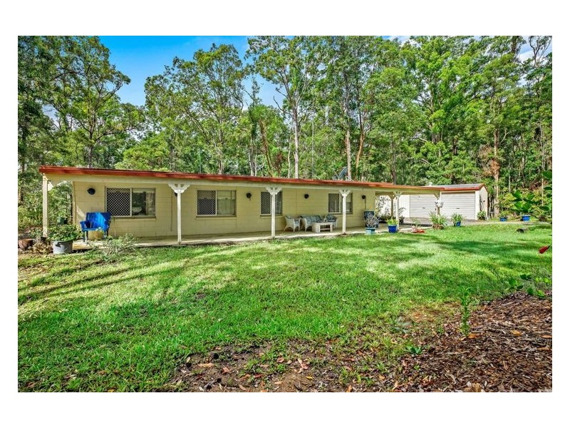 118 Browns Creek Road, Yandina QLD 4561