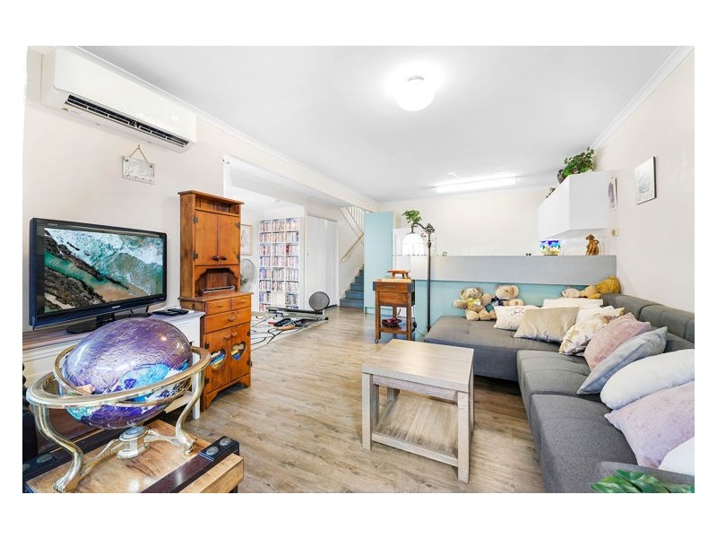 2/8 Solandra Street, Nambour QLD 4560