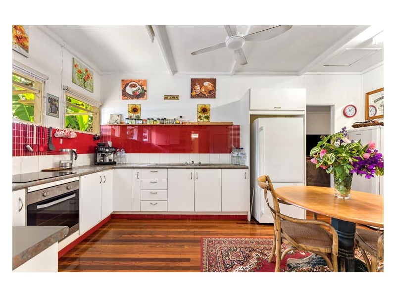 77 Flaxton Drive, Mapleton QLD 4560