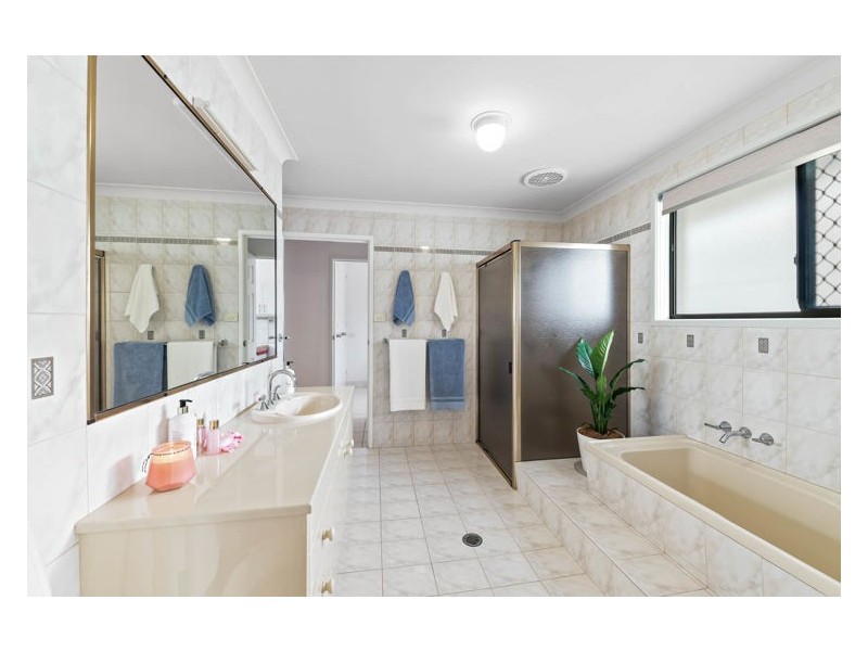10 Beltana Crescent, Buddina QLD 4575