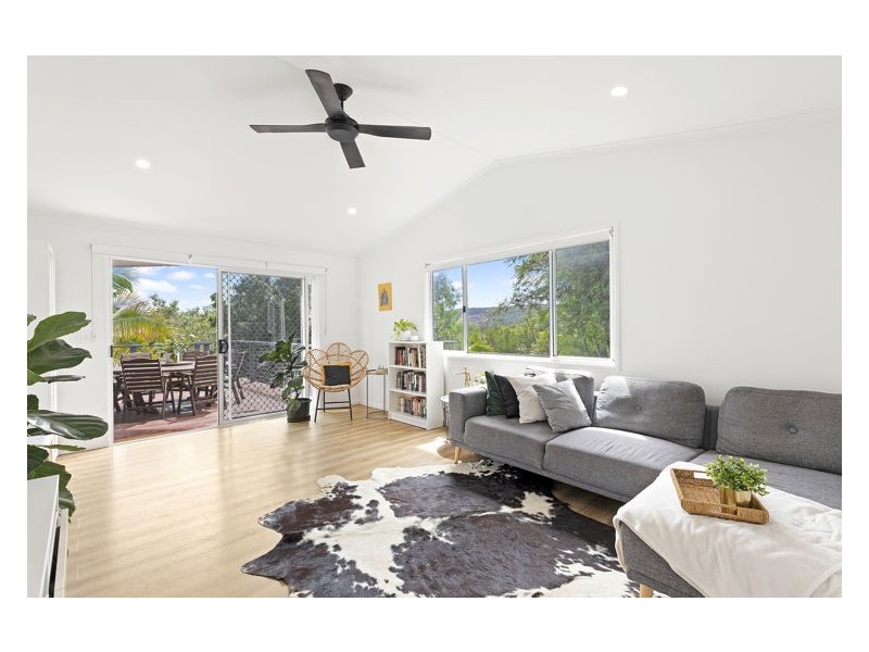 32 Yvonne Street, Highworth QLD 4560