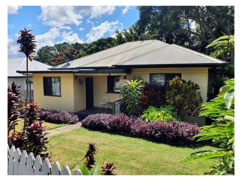 159 Howard Street, Nambour QLD 4560