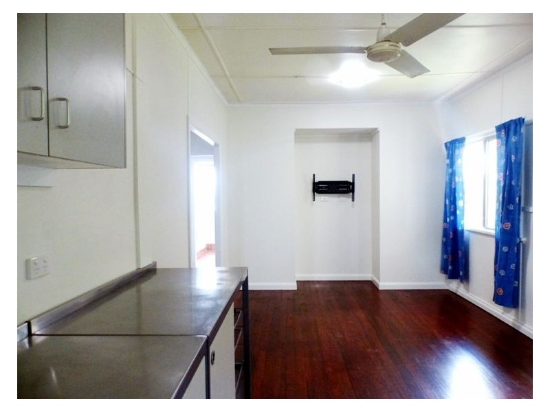 159 Howard Street, Nambour QLD 4560