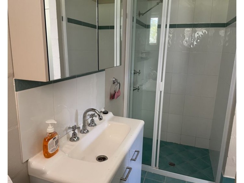 6 Flinders Avenue, Nambour QLD 4560