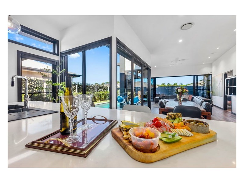 13 Grebe Crescent, Bli Bli QLD 4560