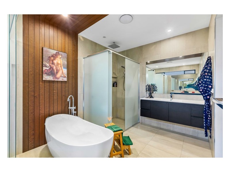 13 Grebe Crescent, Bli Bli QLD 4560