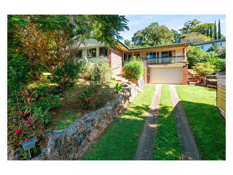 4 Sue Street, Burnside QLD 4560