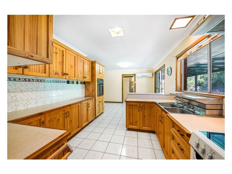 4 Sue Street, Burnside QLD 4560