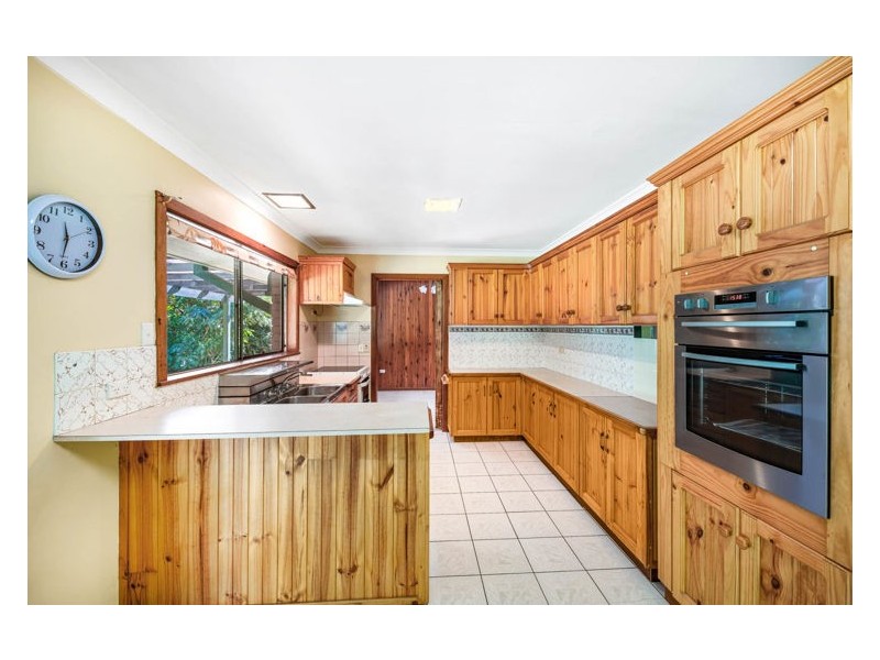 4 Sue Street, Burnside QLD 4560