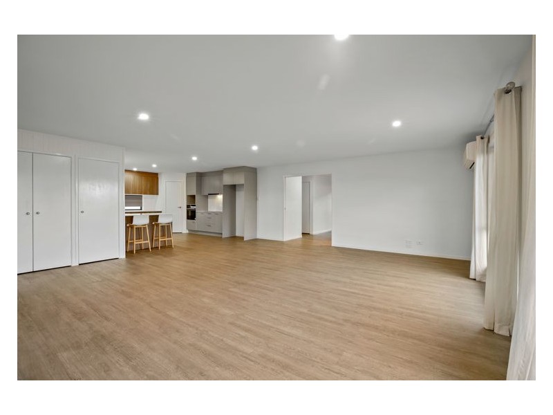 1 Lorikeet Place, Burnside QLD 4560