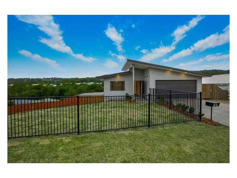 1 Lorikeet Place, Burnside QLD 4560