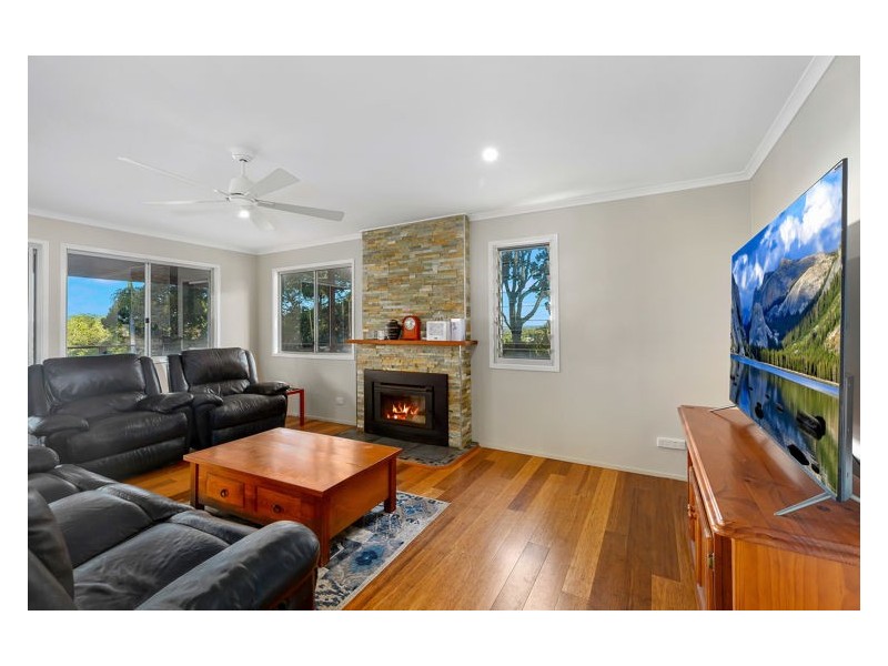 63 Hillcrest Avenue, Nambour QLD 4560