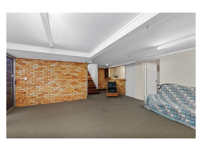 63 Hillcrest Avenue, Nambour QLD 4560