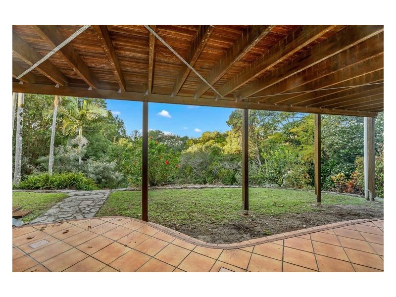 63 Hillcrest Avenue, Nambour QLD 4560