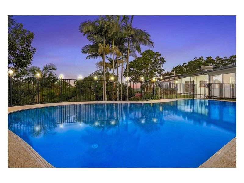 63 Hillcrest Avenue, Nambour QLD 4560