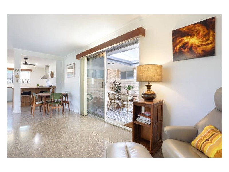 38 Hillcrest Avenue, Nambour QLD 4560