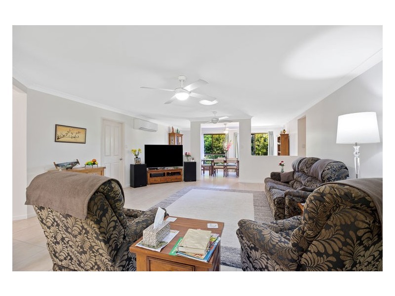 8 Esperance Court, Cooloola Cove QLD 4580