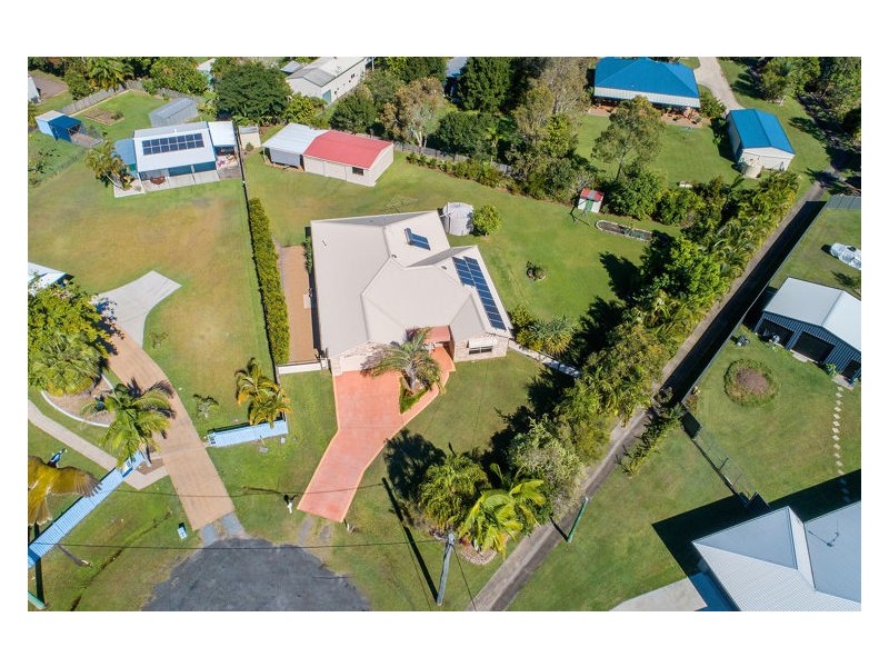 8 Esperance Court, Cooloola Cove QLD 4580
