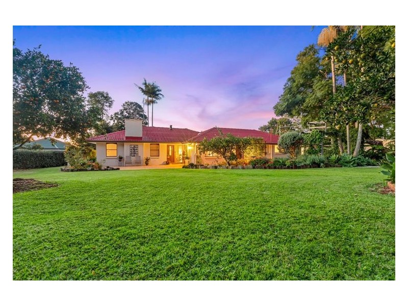 392-394 Flaxton Drive, Flaxton QLD 4560