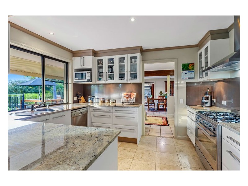 392-394 Flaxton Drive, Flaxton QLD 4560