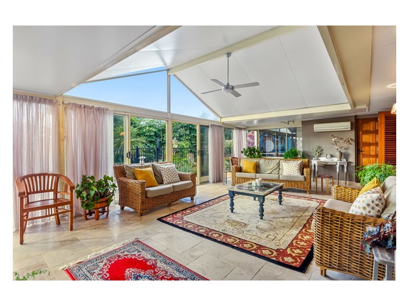 392-394 Flaxton Drive, Flaxton QLD 4560