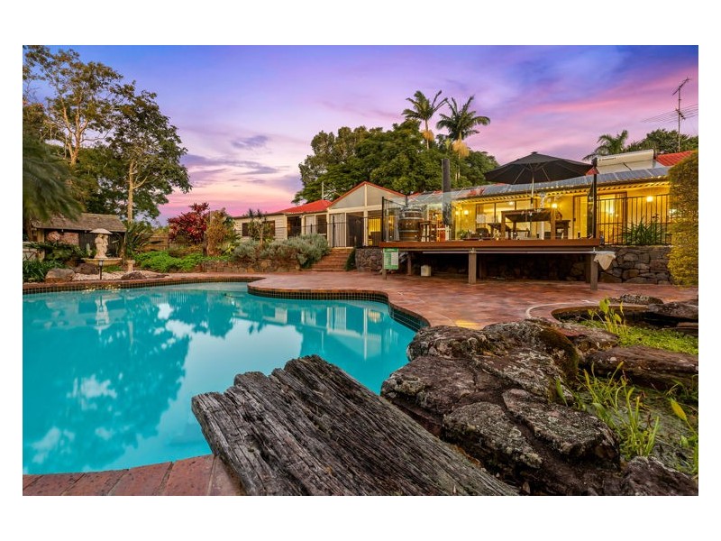 392-394 Flaxton Drive, Flaxton QLD 4560