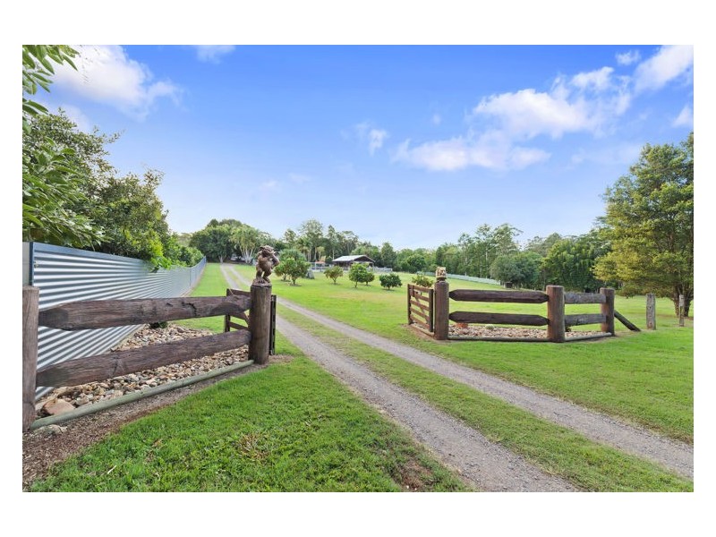 21 Bamboo Road, Palmwoods QLD 4555