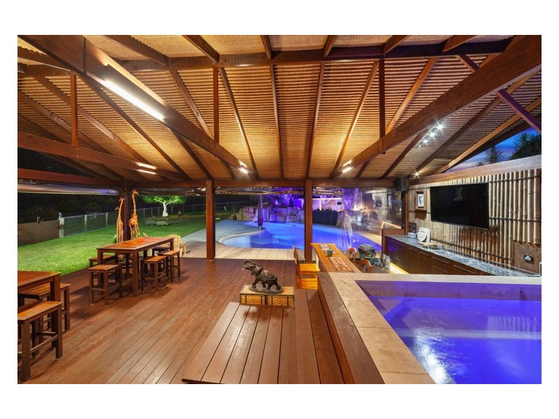 21 Bamboo Road, Palmwoods QLD 4555