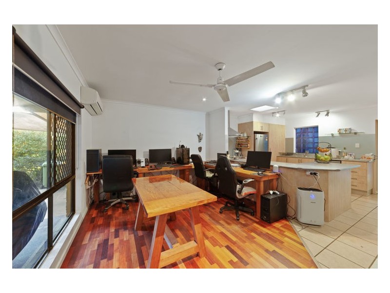 18 Thomas Crescent, Nambour QLD 4560