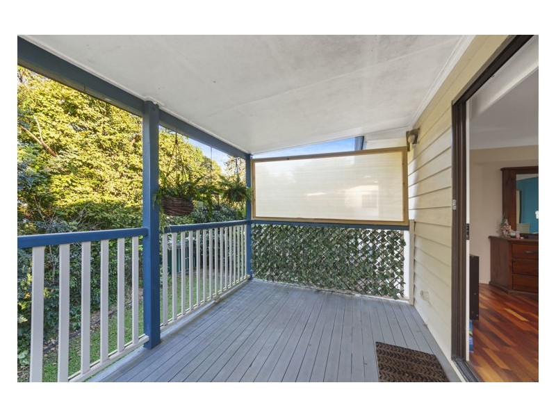 18 Thomas Crescent, Nambour QLD 4560