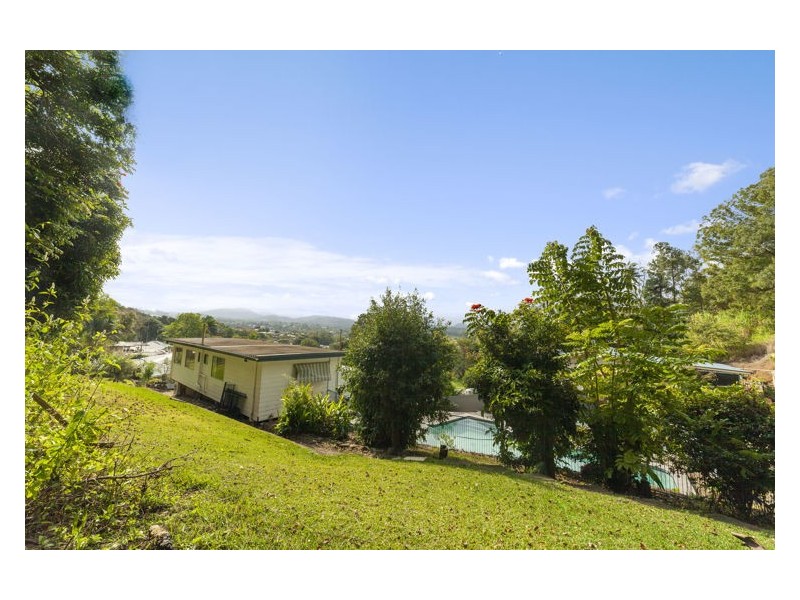 30 Mayfield Street, Nambour QLD 4560