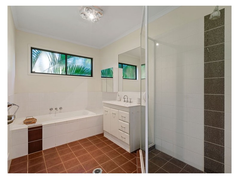 6 Yvonne Street, Highworth QLD 4560