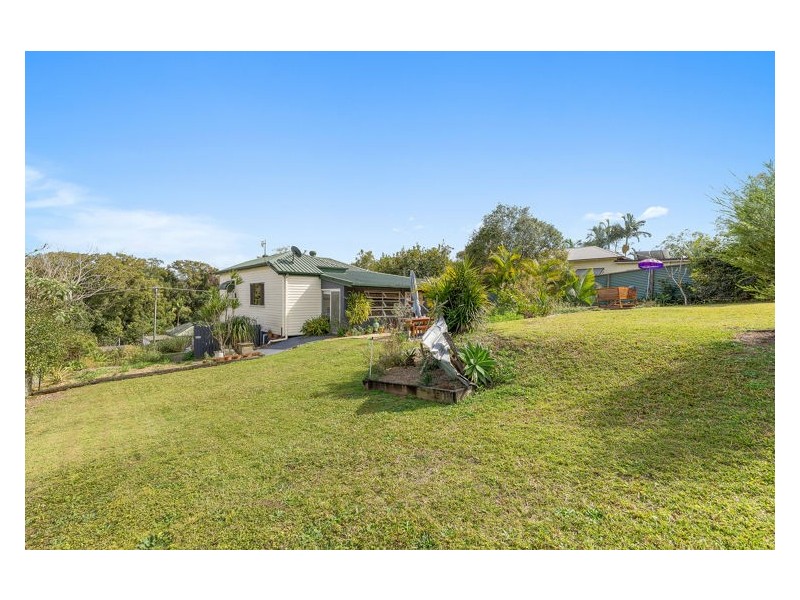16 Hocking Street, Nambour QLD 4560