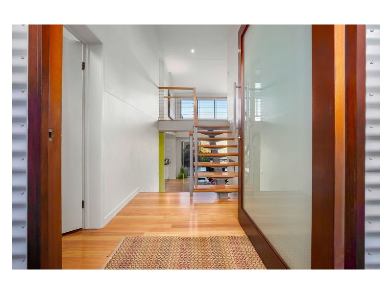 9 Pearl Parade, Nambour QLD 4560