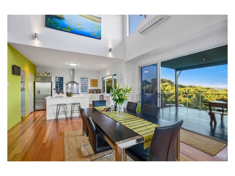 9 Pearl Parade, Nambour QLD 4560