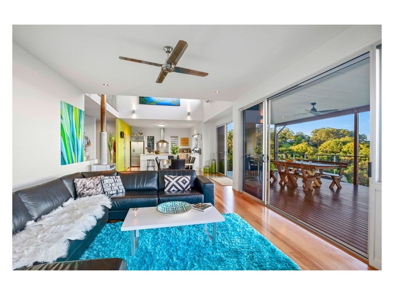 9 Pearl Parade, Nambour QLD 4560