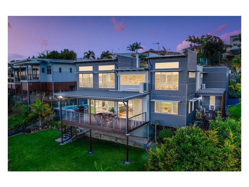 9 Pearl Parade, Nambour QLD 4560