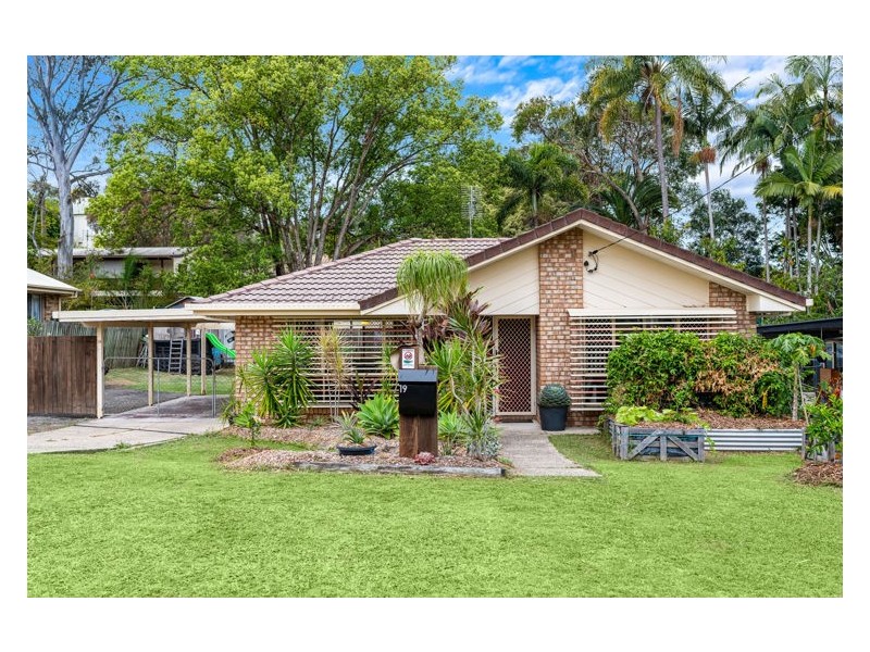 19 Swallow Street, Nambour QLD 4560