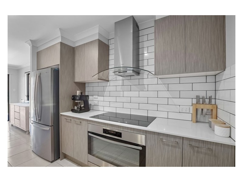 24 Maroochy Circuit, Yandina QLD 4561