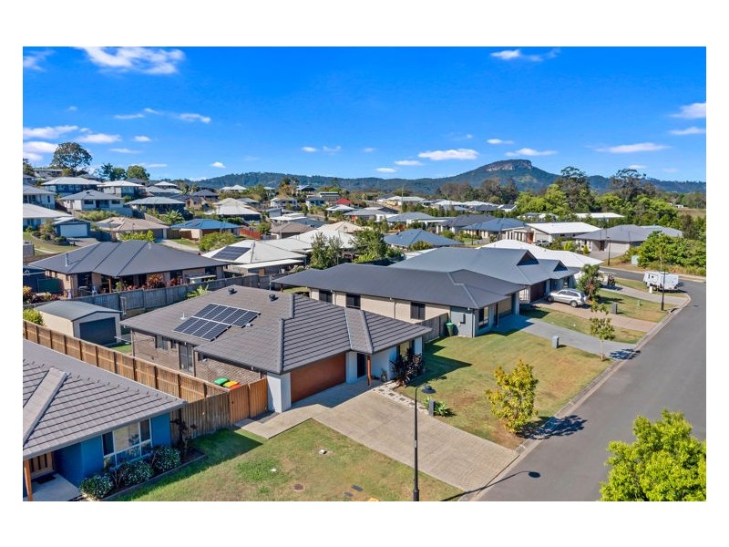 24 Maroochy Circuit, Yandina QLD 4561