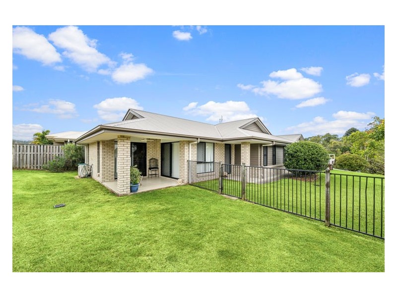 32 Presentation Boulevard, Nambour QLD 4560